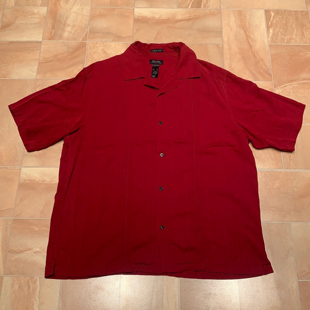 Axcess Men's Red 100% Silk Button Down Short Sleeve Shirt
